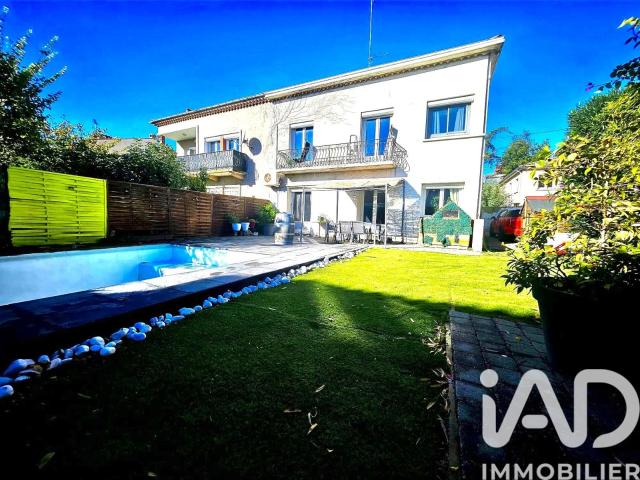 Maison 7 pièces 181 m²
