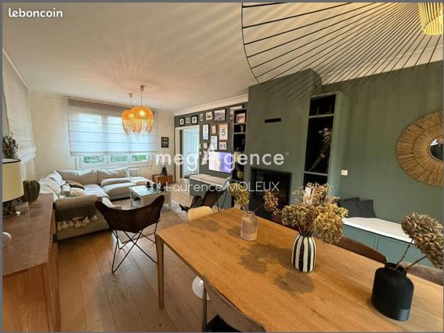 Maison 7 pièces 181 m²