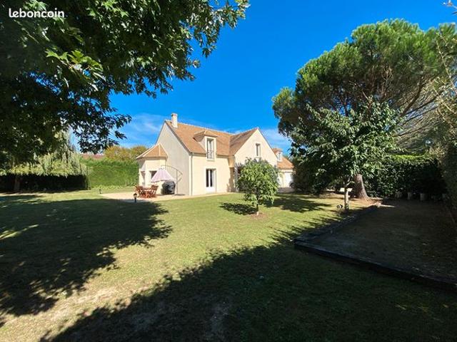 Maison 7 pièces 181 m²