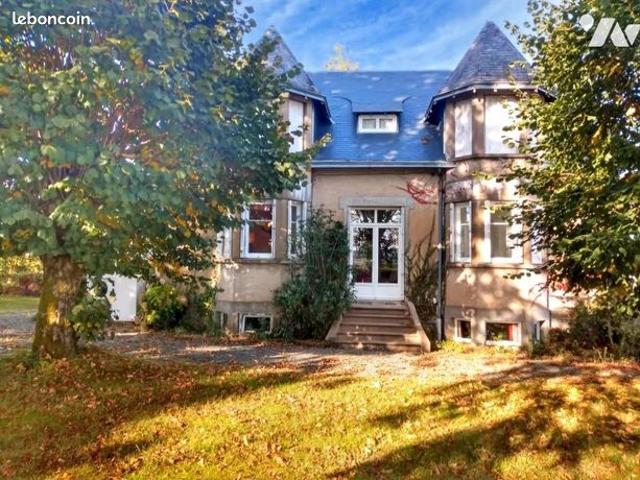 Maison 7 pièces 181 m²