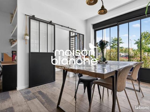 Maison 7 pièces 181 m²