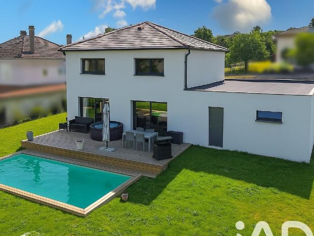 Maison 7 pièces 181 m²