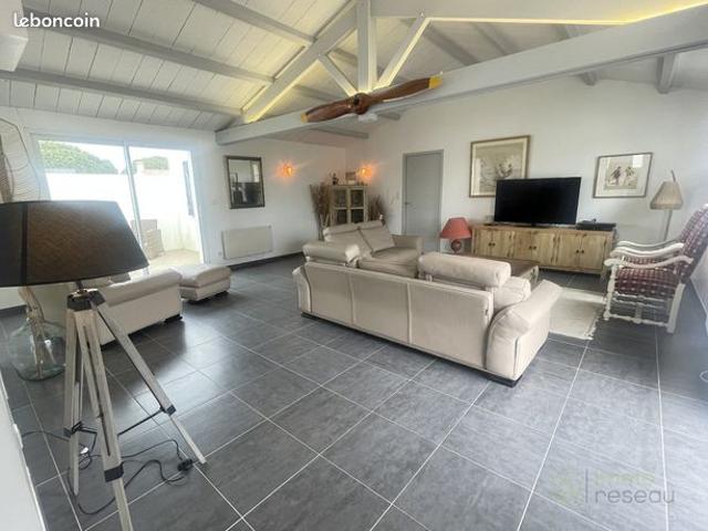 Maison 7 pièces 181 m²