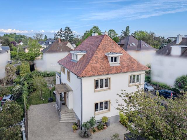 Maison 7 pièces 181 m²