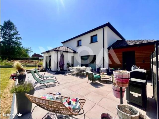 Maison 7 pièces 181 m²