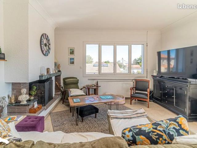 Maison 7 pièces 181 m²