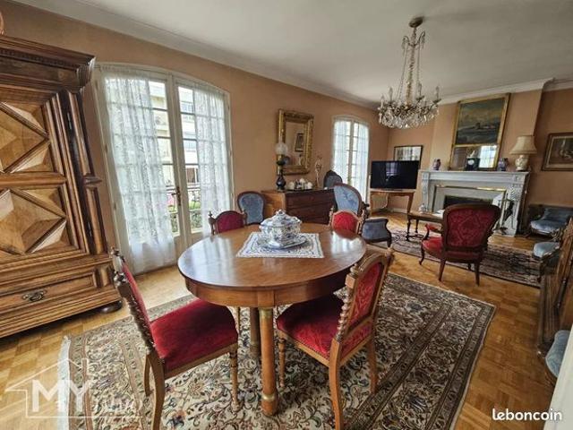 Maison 7 pièces 181 m²