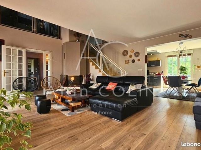Maison 7 pièces 181 m²