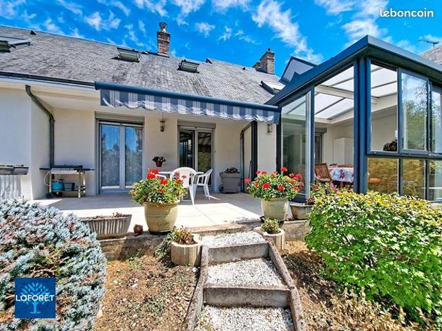 Maison 7 pièces 182 m²