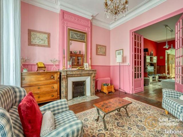 Maison 7 pièces 182 m²