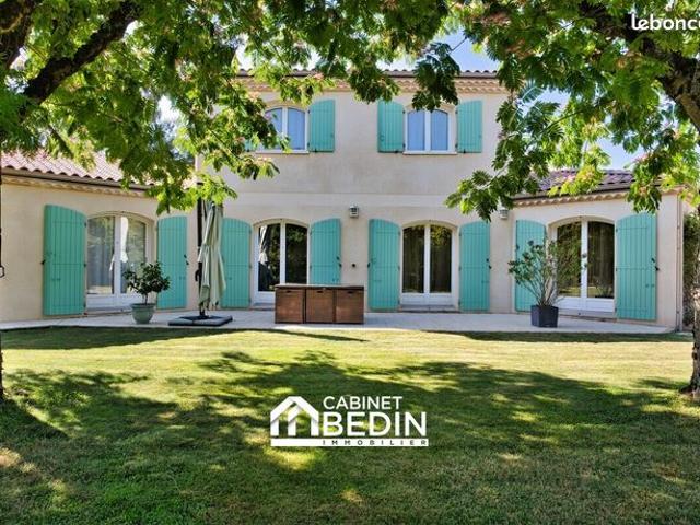 Maison 7 pièces 182 m²