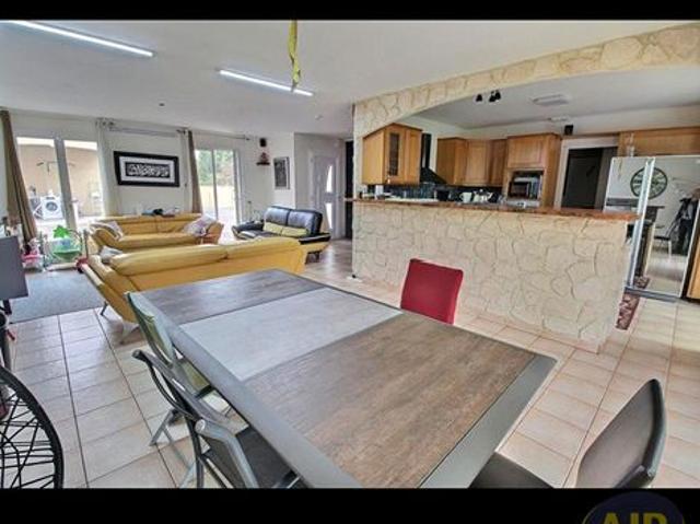Maison 7 pièces 182 m²