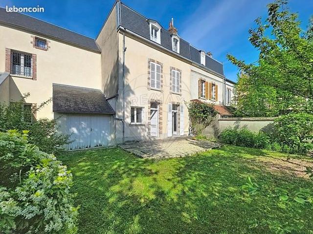 Maison 7 pièces 182 m²