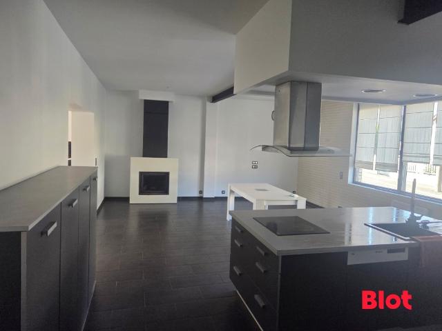 Maison 7 pièces 182 m²