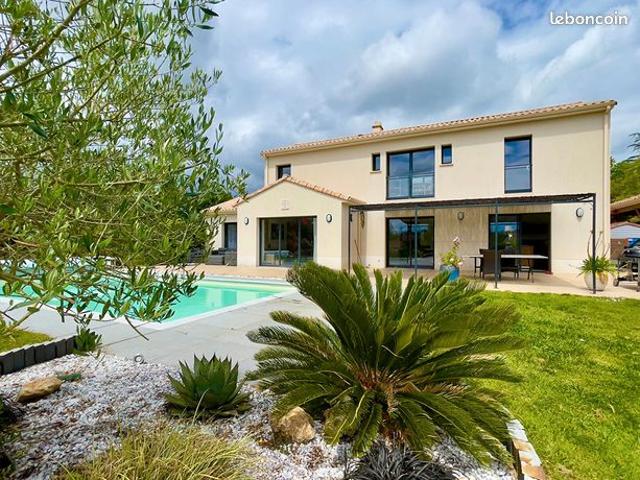 Maison 7 pièces 182 m²