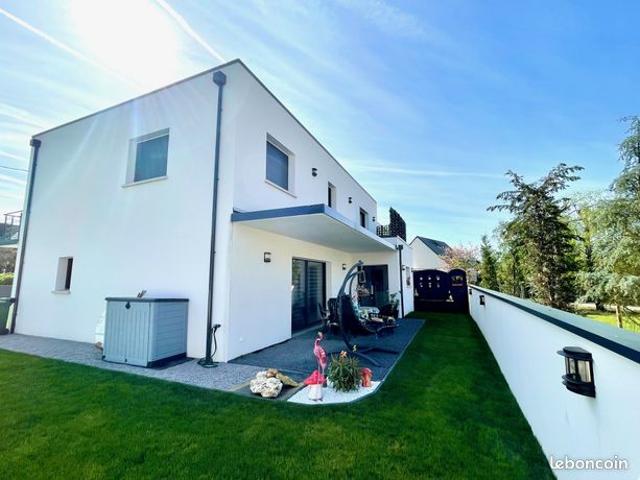Maison 7 pièces 182 m²