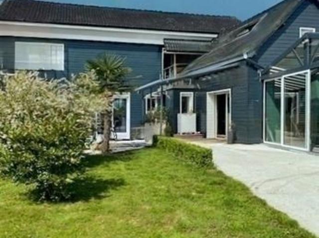 Maison 7 pièces 182 m²
