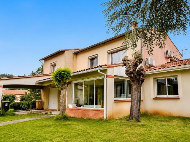 Maison 7 pièces 182 m²