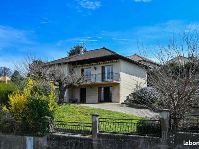 Maison 7 pièces 182 m²