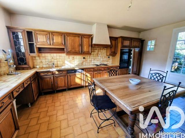 Maison 7 pièces 182 m²