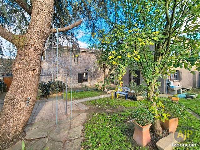 Maison 7 pièces 182 m²
