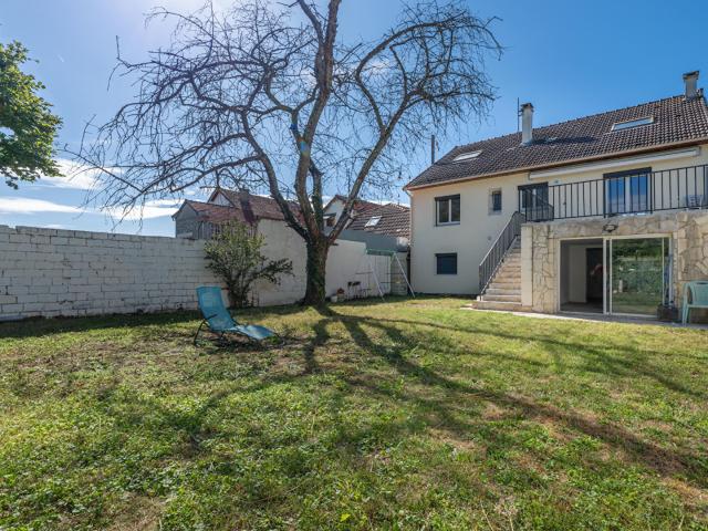 Maison 7 pièces 182 m²