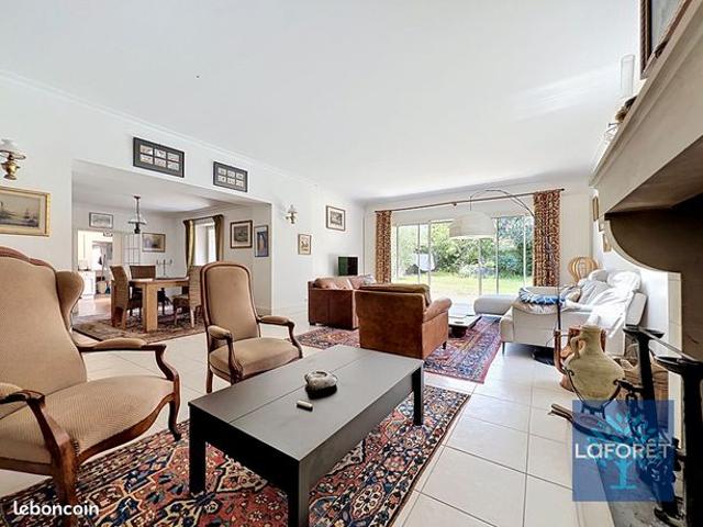 Maison 7 pièces 182 m²
