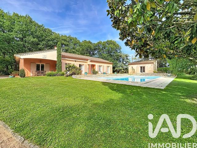 Maison 7 pièces 182 m²