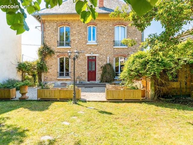 Maison 7 pièces 182 m²