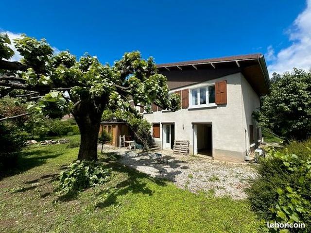 Maison 7 pièces 182 m²