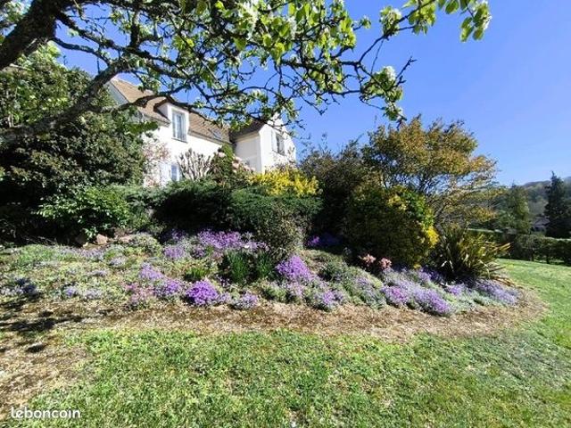 Maison 7 pièces 183 m²