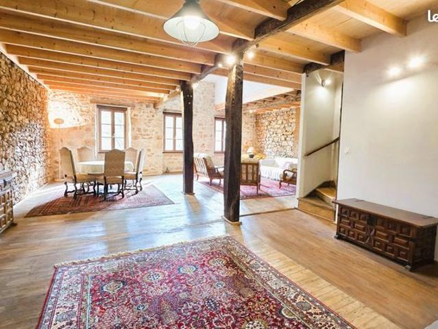 Maison 7 pièces 183 m²