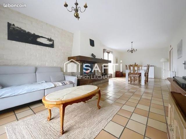 Maison 7 pièces 183 m²