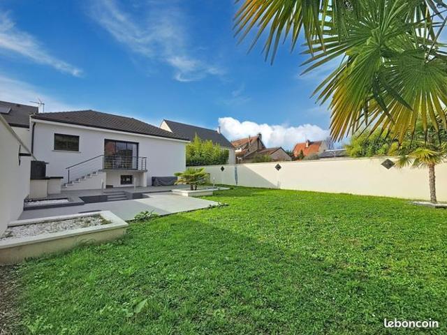 Maison 7 pièces 183 m²