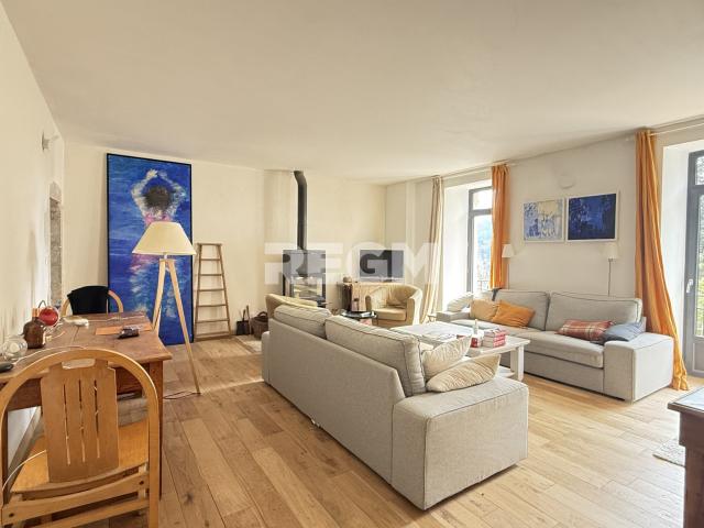 Maison 7 pièces 183 m²