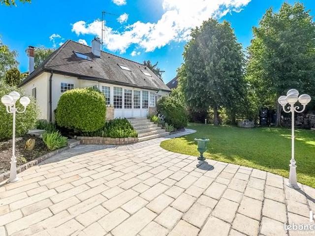 Maison 7 pièces 183 m²