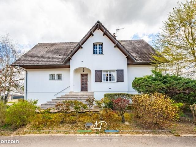 Maison 7 pièces 183 m²