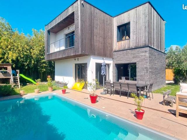 Maison 7 pièces 183 m²