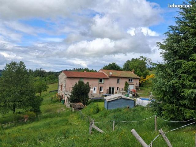 Maison 7 pièces 210 m²