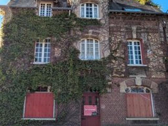 Maison 7 pièces 183 m²