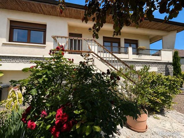 Maison 7 pièces 183 m²