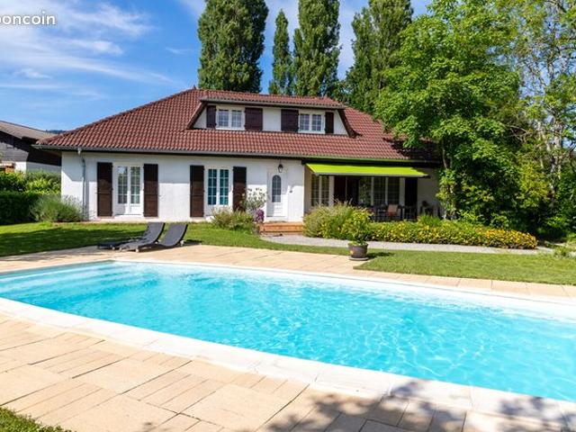 Maison 7 pièces 183 m²