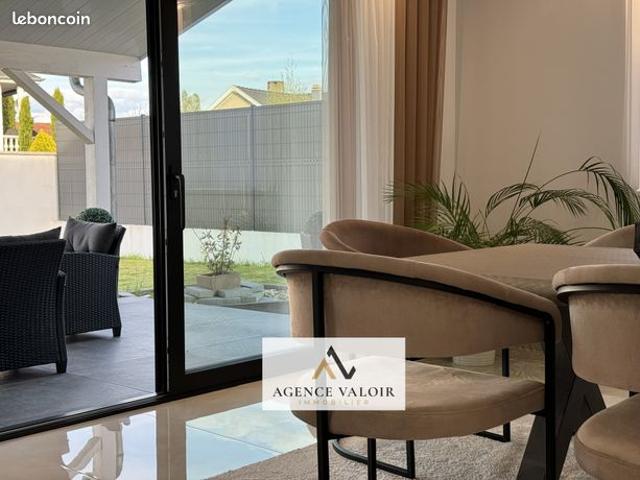 Maison 7 pièces 183 m²