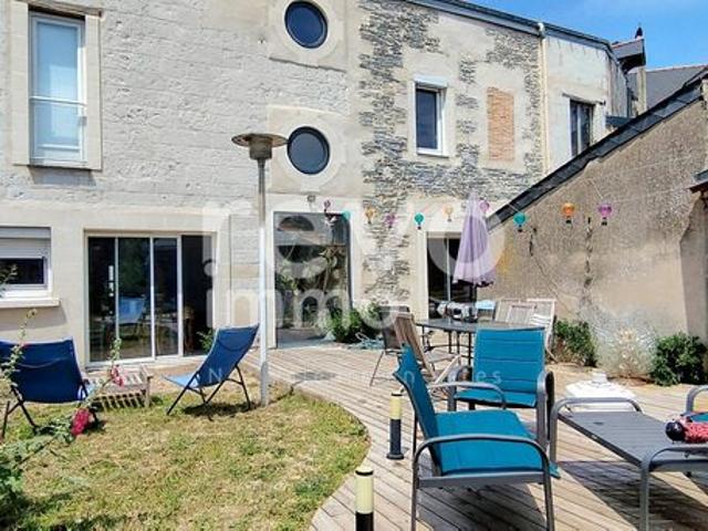 Maison 7 pièces 183 m²