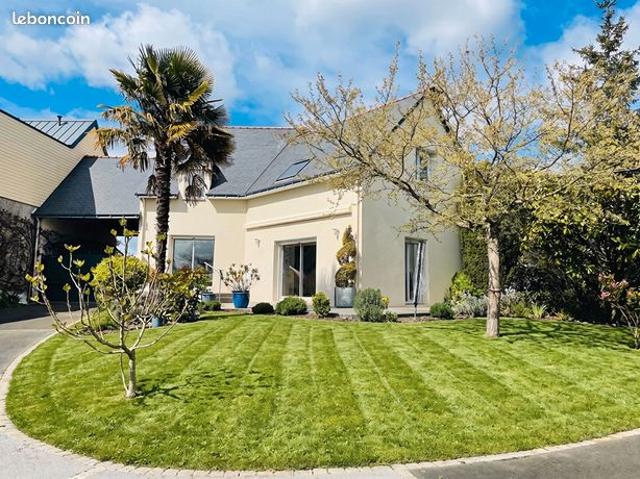 Maison 7 pièces 183 m²