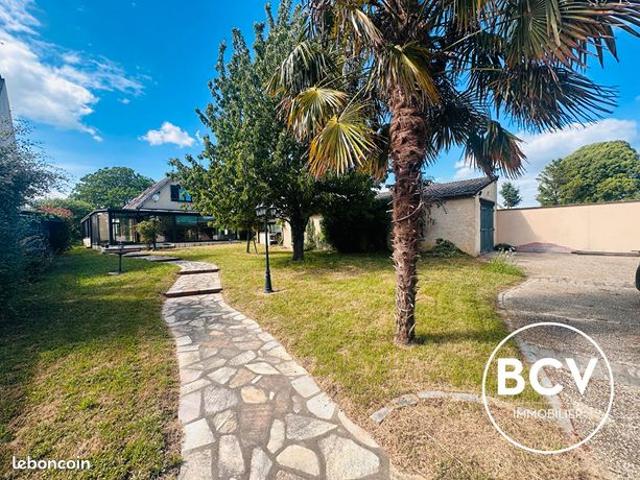 Maison 7 pièces 183 m²