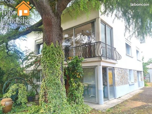 Maison 7 pièces 183 m²