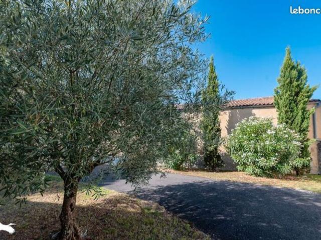 Maison 7 pièces 194 m²