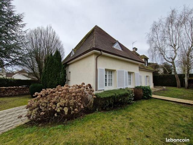 Maison 7 pièces 194 m²