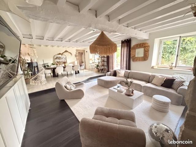 Maison 7 pièces 194 m²